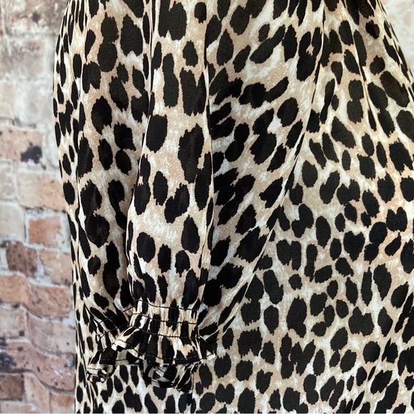 Loft Petites Animal Print Short Puffed Sleeve Popover Blouse Sz XXS - Picture 4 of 8